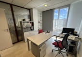 89m² office for sale in Logroño photo