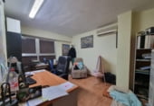 93m² commercial premises for sale in Barcelona, in the area of Guineueta photo
