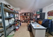 93m² commercial premises for sale in Barcelona, in the area of Guineueta photo