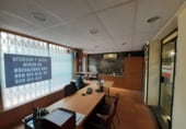 94m² commercial premises industrial for sale in Barcelona, in the area of Porta photo