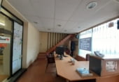 94m² commercial premises industrial for sale in Barcelona, in the area of Porta photo