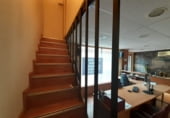94m² commercial premises industrial for sale in Barcelona, in the area of Porta photo
