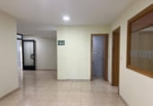 Local comercial
en lloguer
amb 95m² a Navia foto
