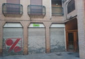 240m² commercial premises for rent in Alfaro photo