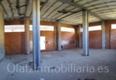 Local comercial en alquiler con 162m² en Valmaseda foto