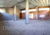 Local comercial en alquiler con 162m² en Valmaseda foto