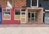 Local comercial en venta con 47m² en Torrelavega foto
