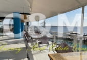 Local comercial
en traspàs
amb 600m² a Sant Antoni de Portmany foto