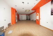 Local comercial en alquiler con 240m² en Zamora foto