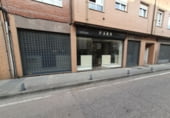 Local comercial en alquiler con 190m² en Grado foto