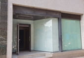 Local comercial en alquiler con 114m² en Avilés foto