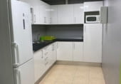 28m² bureau pour location à Esplugues de Llobregat photo
