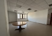 118m² bureau pour location à Cornellà de Llobregat photo