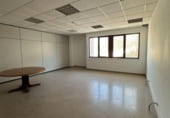 118m² bureau pour location à Cornellà de Llobregat photo