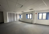 116m² bureau pour location à Cornellà de Llobregat photo