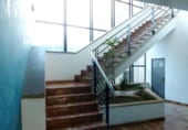 135m² office for rent in Cornellà de Llobregat photo