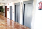 135m² office for rent in Cornellà de Llobregat photo