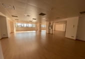 Oficina en alquiler con 326m² en Esplugues de Llobregat foto