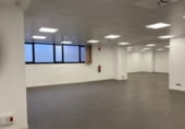 Oficina en alquiler con 210m² en Esplugues de Llobregat foto