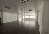 Oficina en alquiler con 126m² en Esplugues de Llobregat foto