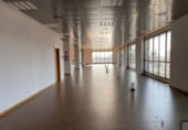 Oficina
en lloguer
amb 620m² a Sant Joan Despí foto