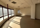 107m² office for rent in Cornellà de Llobregat photo