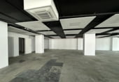 817m² bureau pour location à Esplugues de Llobregat photo