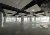 817m² bureau pour location à Esplugues de Llobregat photo