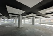 Oficina en alquiler con 817m² en Esplugues de Llobregat foto