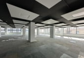 Oficina en alquiler con 817m² en Esplugues de Llobregat foto