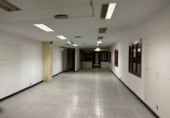 2000m² warehouse industrial for rent in Cornellà de Llobregat photo