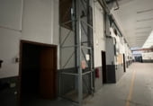 2000m² warehouse industrial for rent in Cornellà de Llobregat photo