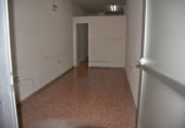 Local comercial en alquiler en Elda foto
