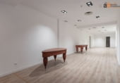 90m² commercial premises for sale in Pamplona photo