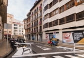 90m² commercial premises for sale in Pamplona photo