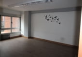 Oficina en venta con 327m² en Oviedo, en la zona de Pumarín foto