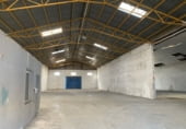 1980m² warehouse industrial for rent in La Roda photo