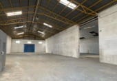 1980m² warehouse industrial for rent in La Roda photo