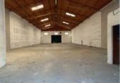 660m² warehouse industrial for sale in La Roda photo