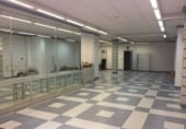 Local comercial en alquiler con 178m² en Loja foto