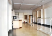 84m² commercial premises for rent in Loja photo