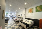 150m² commercial premises for sale in Laredo photo