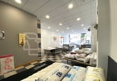 150m² commercial premises for sale in Laredo photo