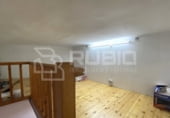 150m² commercial premises for sale in Laredo photo