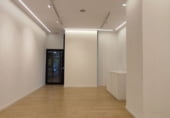 Local comercial en alquiler con 50m² en Santiago de Compostela foto