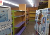 Local comercial en alquiler con 225m² en Cádiz foto