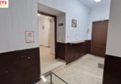 Local comercial en alquiler con 53m² en Cádiz foto