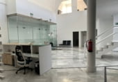 Oficines
en lloguer, venda
amb 5500m² a Camas foto