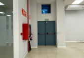 Local comercial en alquiler con 1500m² en Rota foto