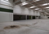 Local comercial
en lloguer
amb 10000m² a Sevilla foto